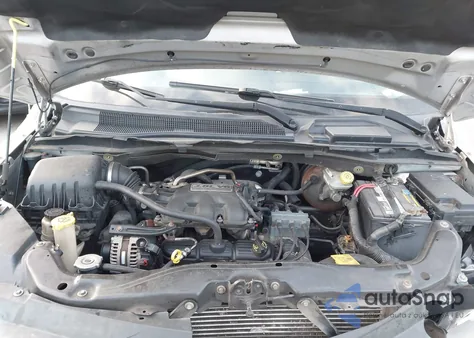 2010 Volkswagen Routan Se z USA, uszkodzony, nr VIN 2V4RW3D18AR262758